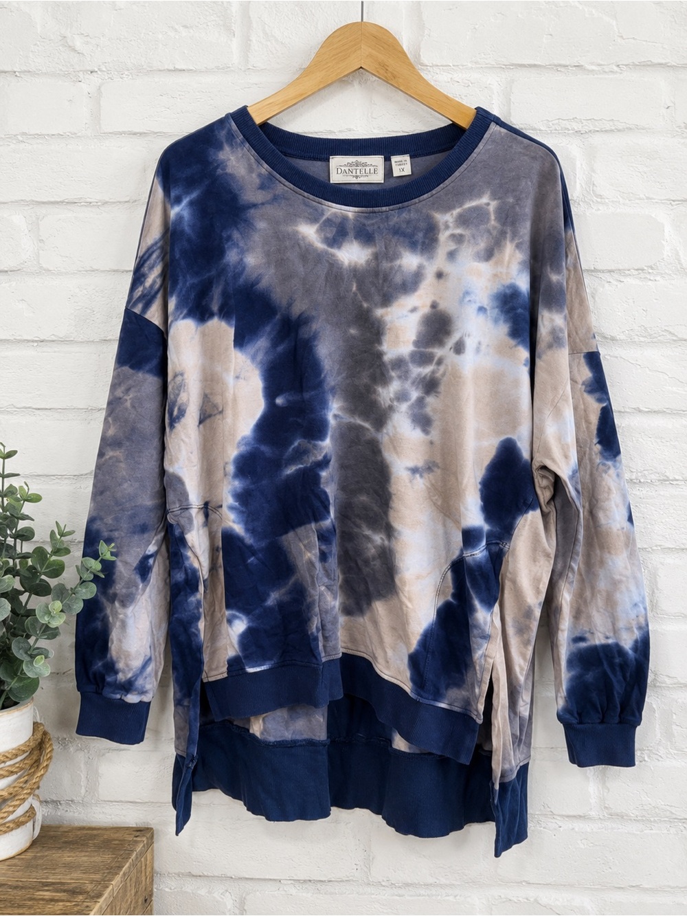 Dantelle Blue Gray Tie Dye High Low Tunic Top 1X